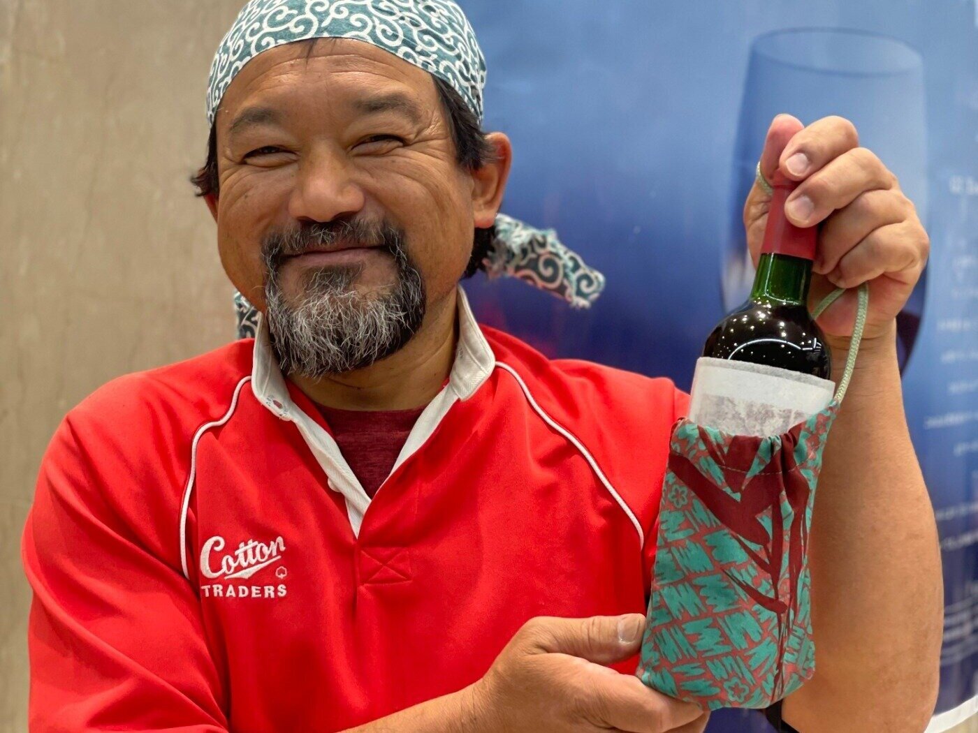 出店ワイナリー紹介写真です。山梨市とうしん洋酒のくさがわ代表です。