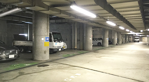 大阪駅前第3ビル地下駐車場 大阪駅前ビル地下駐車場 梅田最大級の駐車場 大阪市街地株式会社